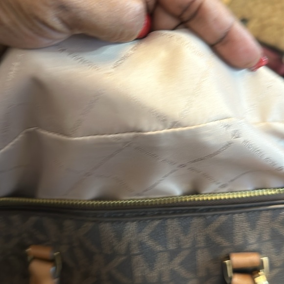 MICHAEL KORS Cindy Dome Satchel MK LOGOBROWN - Picture 16 of 16